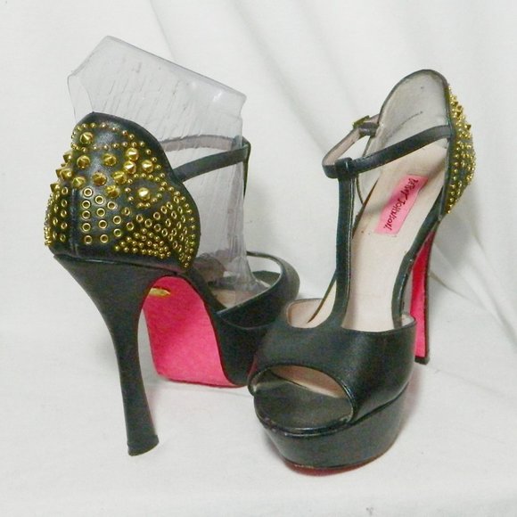 Betsey Johnson T-Strap Black Platform Sandals  8.5 - Picture 1 of 7